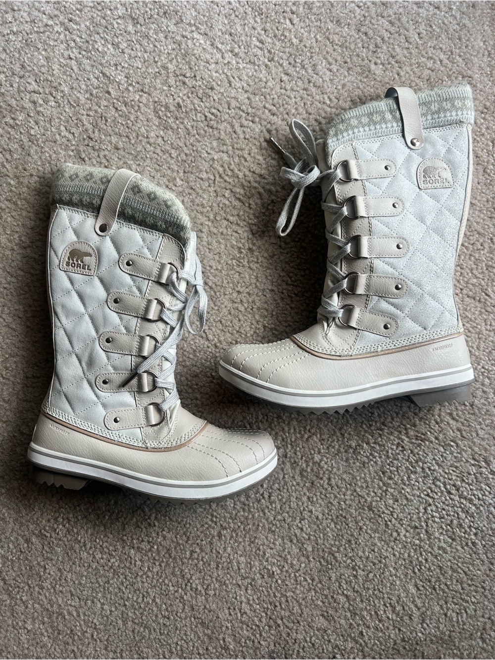 Sorel Women's Tofino II Winter boots - Size 8 - Like New